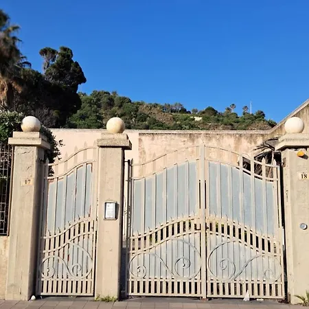 Casa Piazzetta Dell' Angonia
